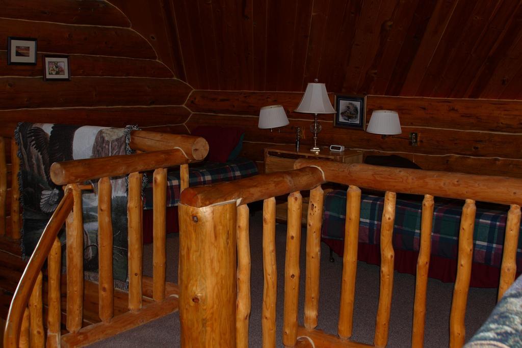 Wise Old Hunter Lodge Anchor Point Rom bilde